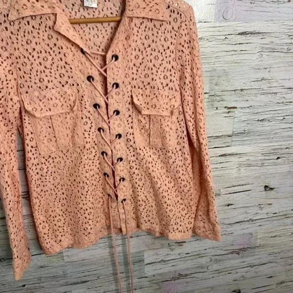 Artelier Nicole miller pink lace up lace blouse  size p (xs) - Picture 3 of 11